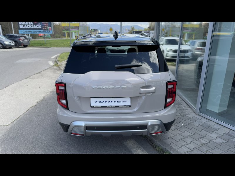 Torres 1.5 GDI TURBO Premium AWD Automat - predvádzacie vozidlo