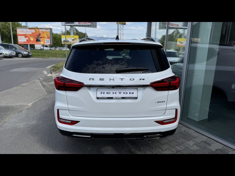 Rexton 2.2 D e-XDI Premium 4WD BLACK EDITION - predvádzacie vozidlo