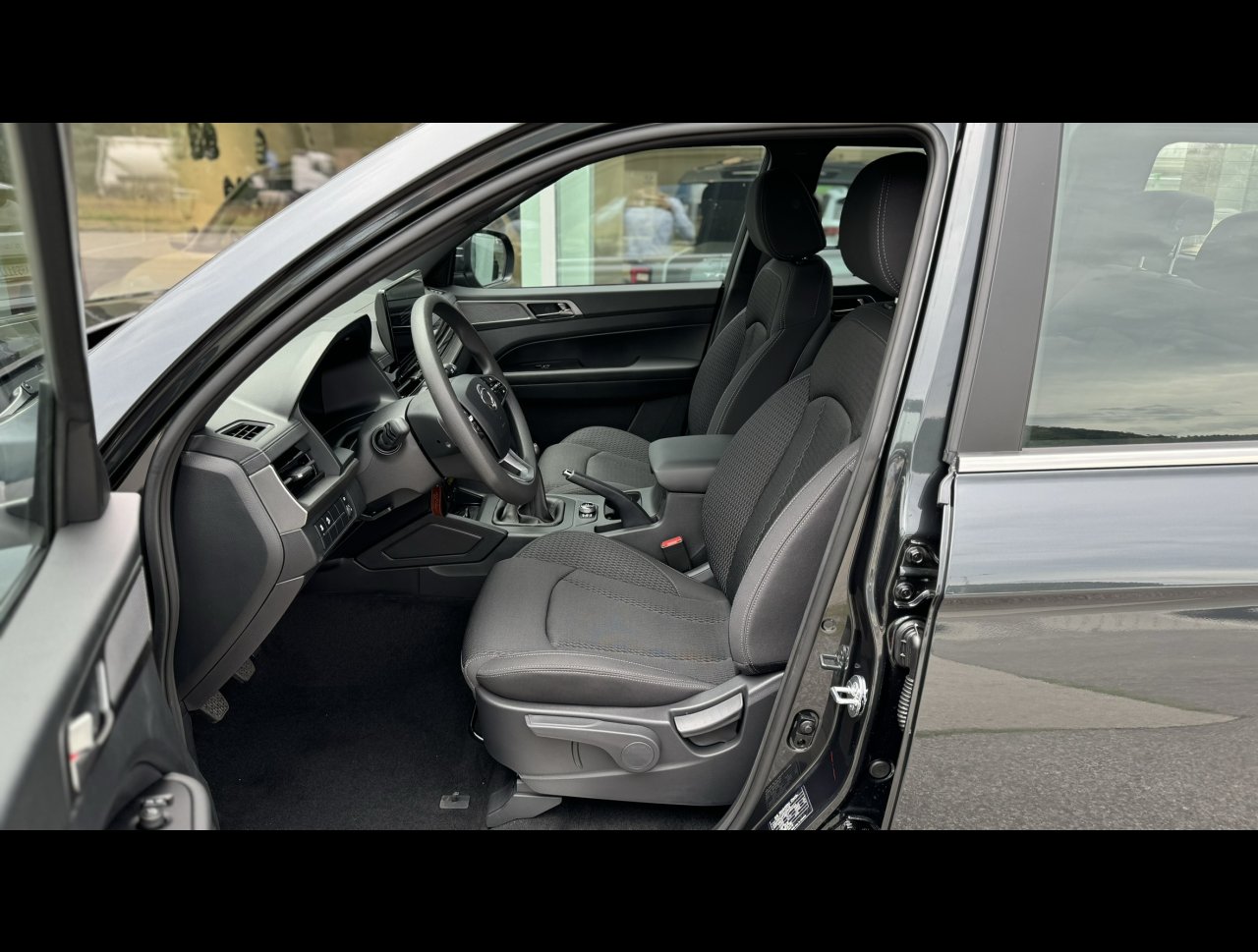 Musso Grand 2.2 D e-XDI Style plus 4WD Manuál