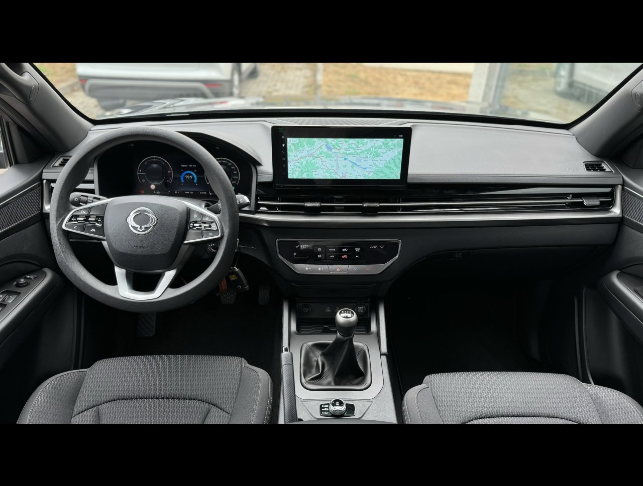 Musso Grand 2.2 D e-XDI Style plus 4WD Manuál