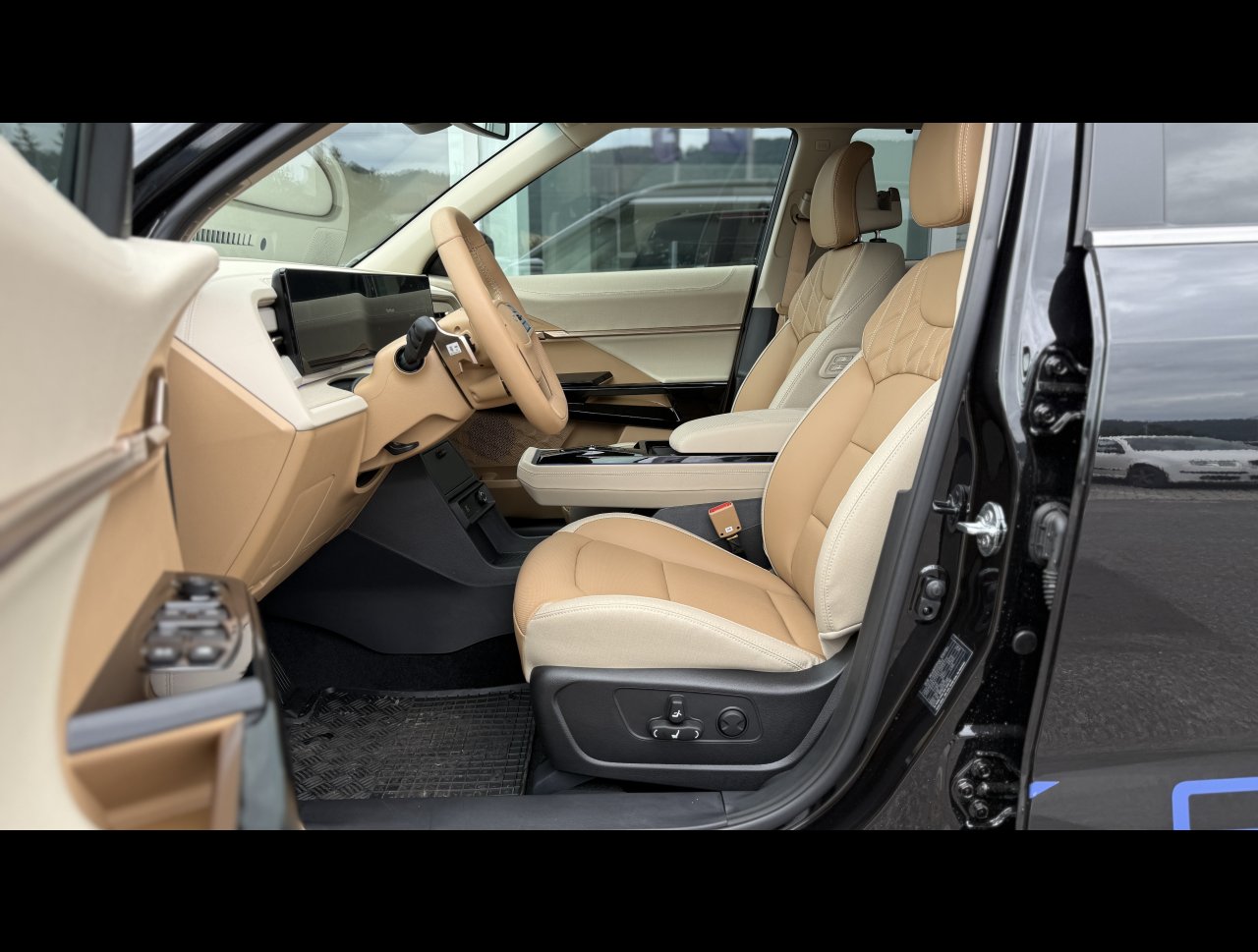 Actyon 1.5 GDI TURBO Premium AWD Automat - Predvádzacie vozidlo