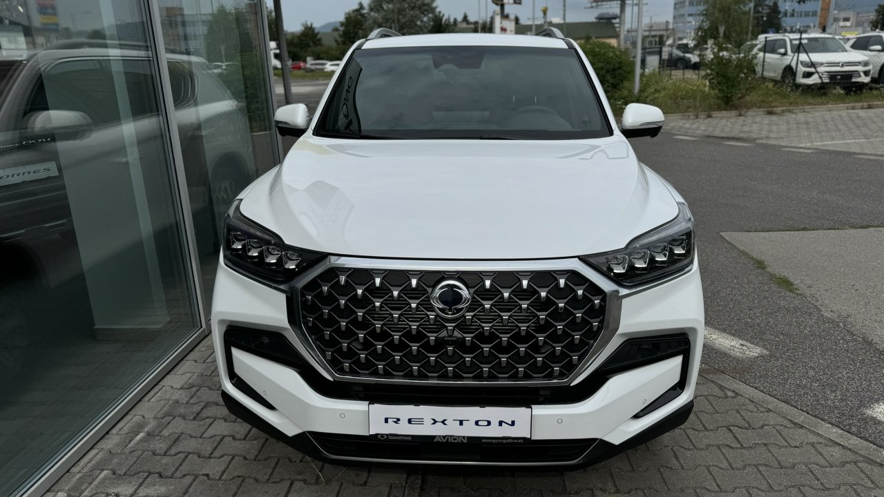 Rexton 2.2 D e-XDI Premium 4WD 7 miest. - DEMO vozidlo
