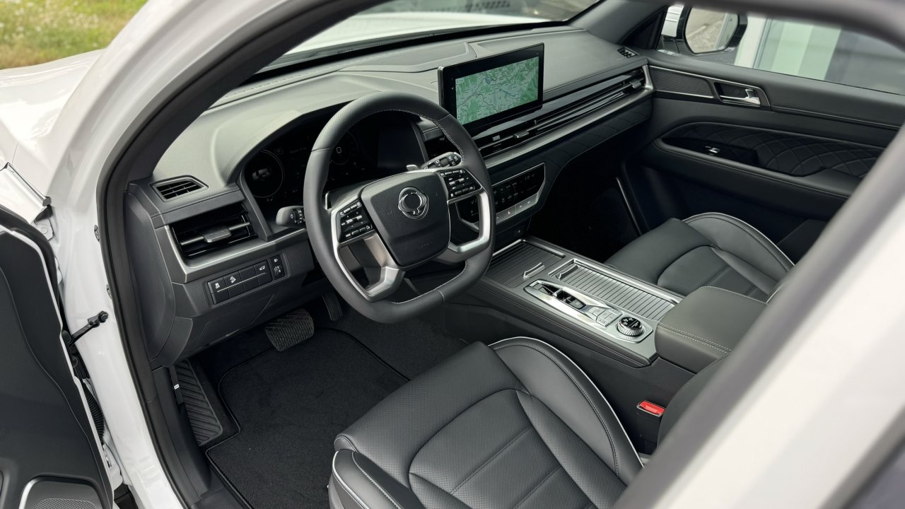 Rexton 2.2 D e-XDI Premium 4WD 7 miest. - DEMO vozidlo