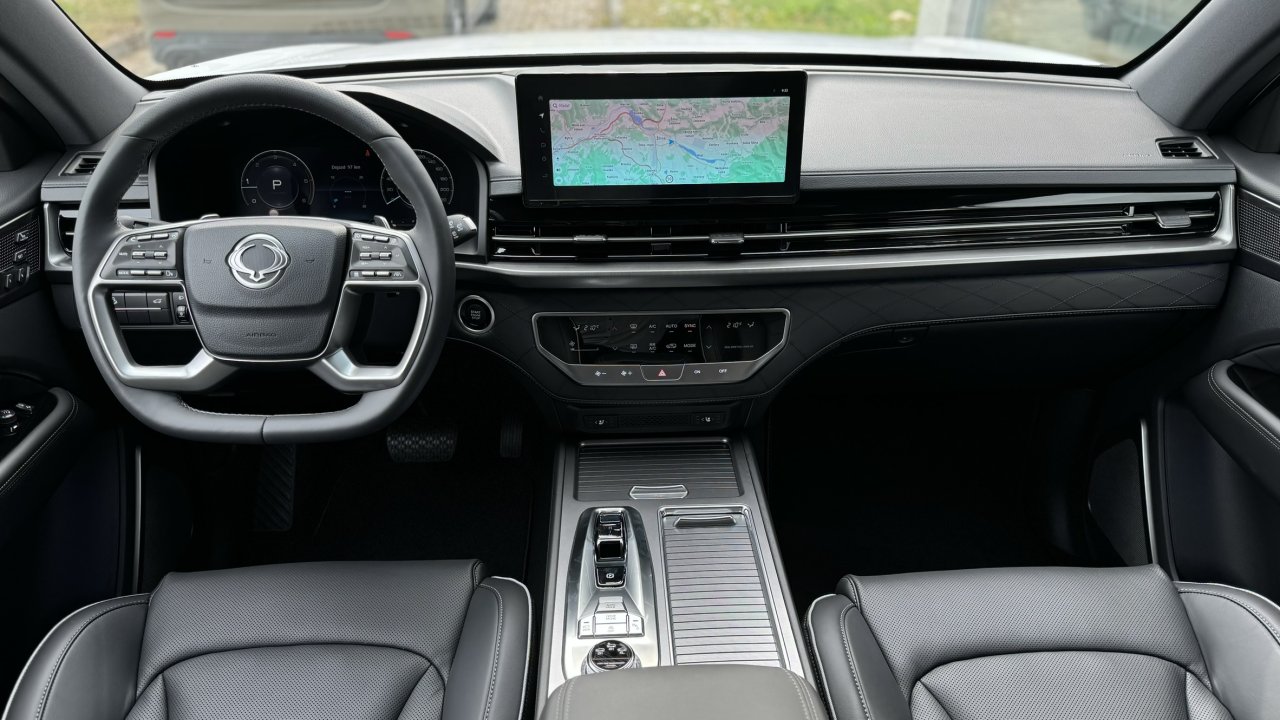 Rexton 2.2 D e-XDI Premium 4WD 7 miest. - DEMO vozidlo