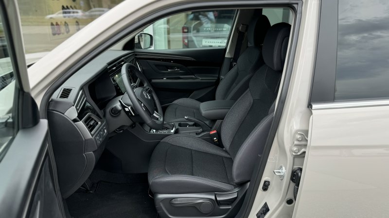 Korando 1.5 GDI TURBO Style+ FWD Automat