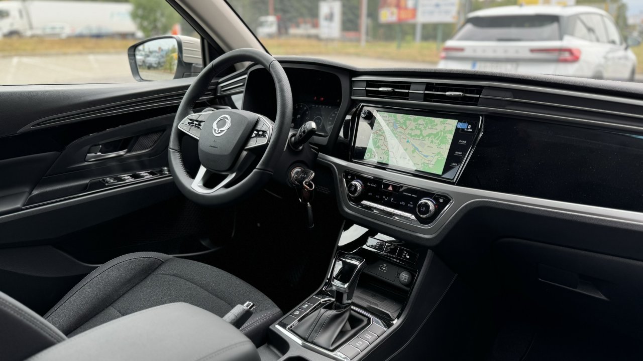 Korando 1.5 GDI TURBO Style+ FWD Automat